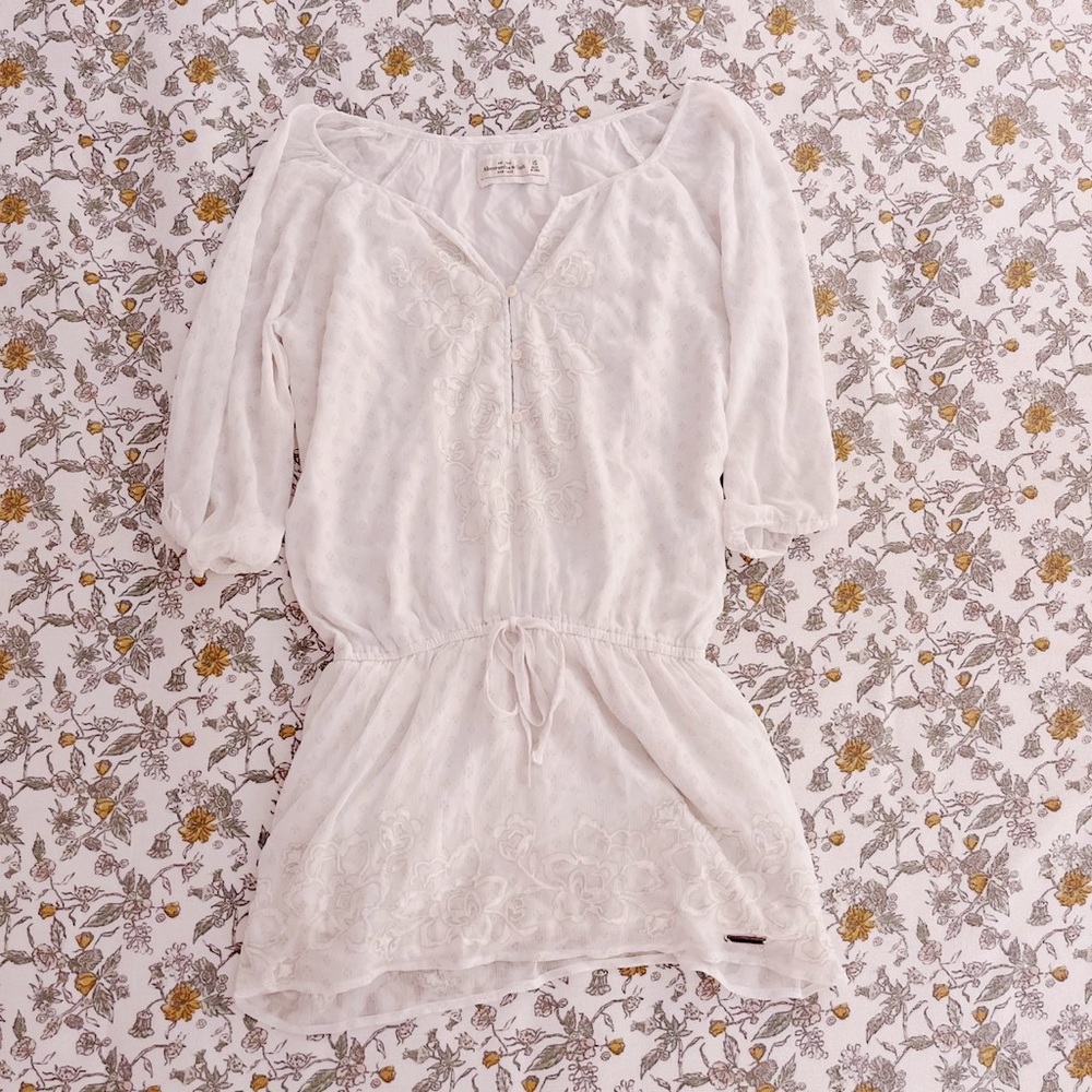 Vintage early 2000's sheer white tunic shirt with silver embroidered detailing